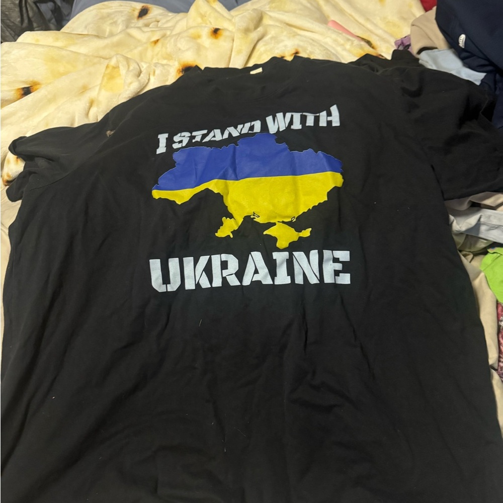 Black 'I Stand With Ukraine' T-Shirt